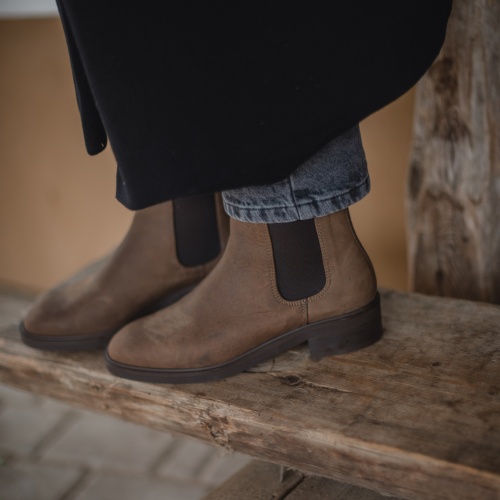 Arava Chelsea Boots, waxed bronze